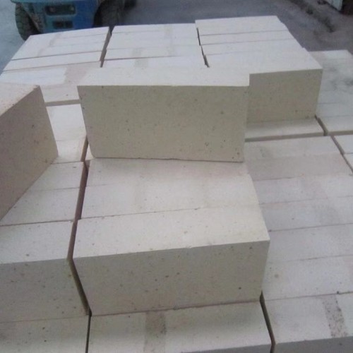 High alumina bricks