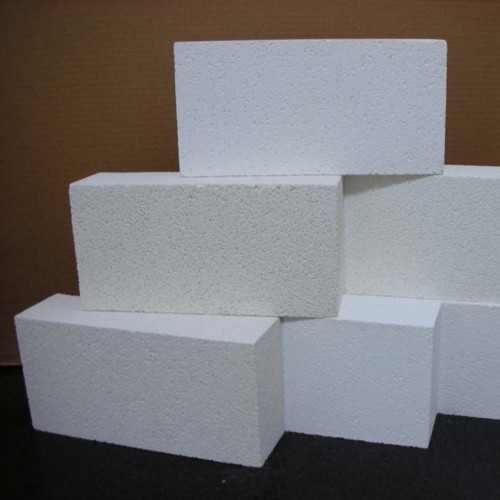 Insulating bricks